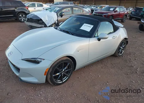 2016 Mazda Mx-5 Miata Grand Touring z USA, uszkodzony, nr VIN JM1NDAD72G0110310